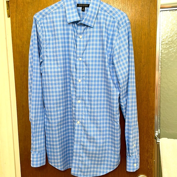Banana Republic Dress Shirt in Checkered Blue. Medium, tall. - Picture 1 of 4
